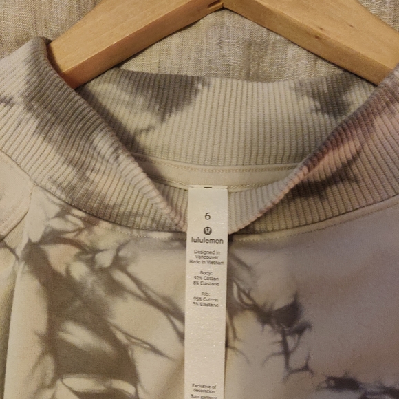 Lululemon Shibori dyed Ready To Roll Crew - Picture 7 of 8